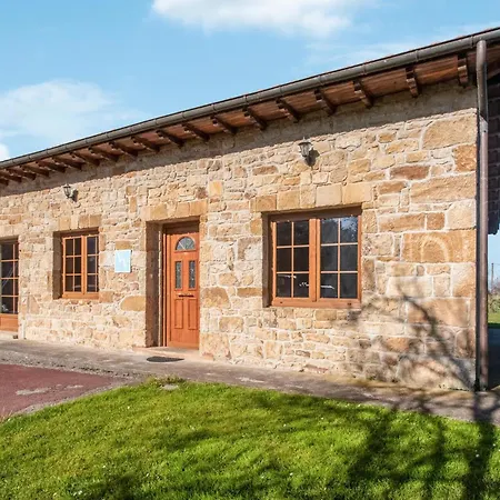 5 Bedroom In Arguero